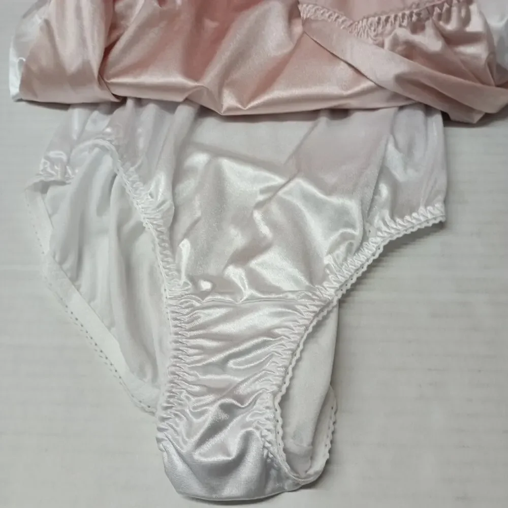 Vanity‎ Fair Radiant Collection Light Control Undershapers 3 Pack Briefs 2XL/9